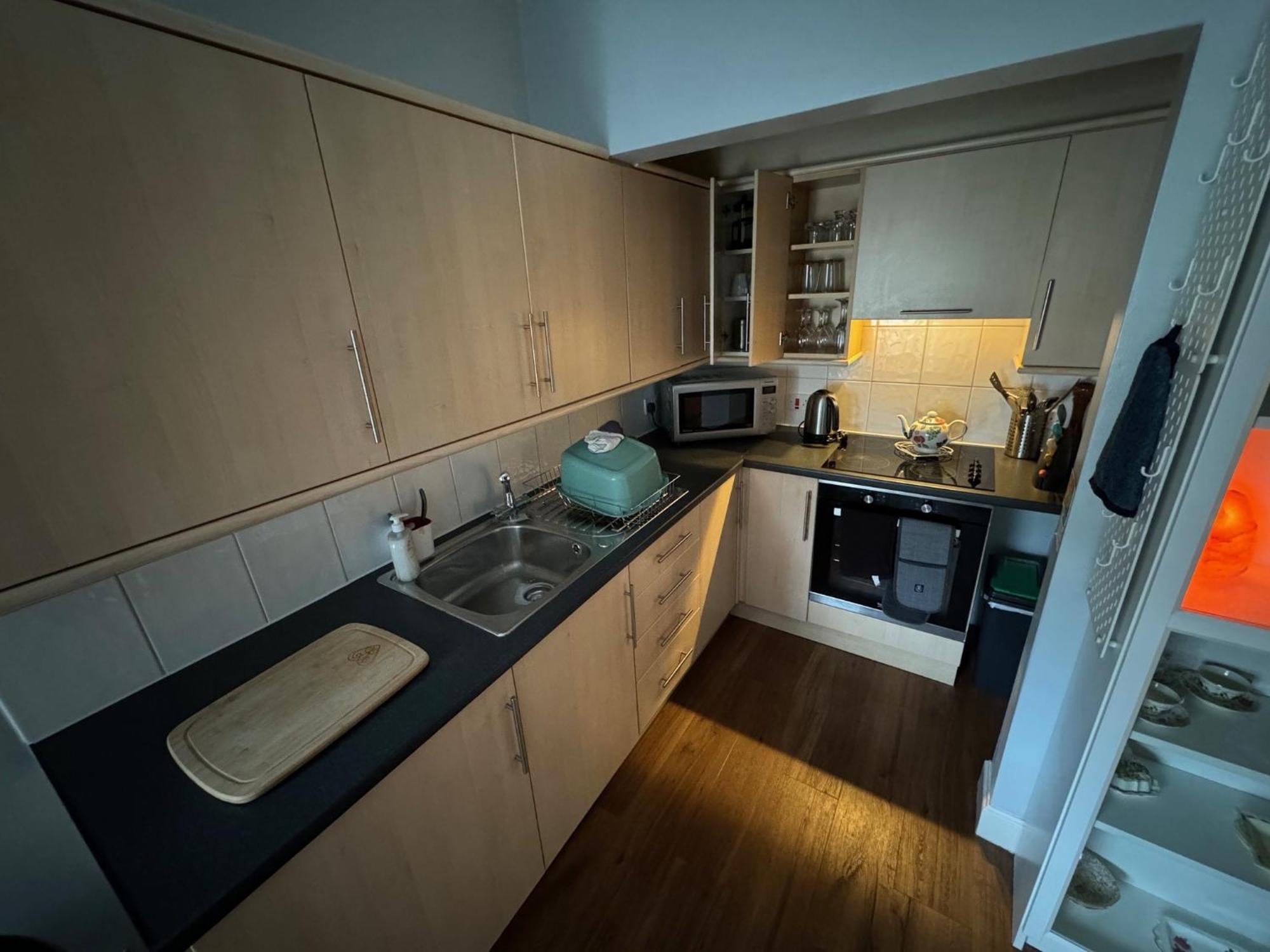 Edinburgh Two Bedroom Apartment With Free Side Street Parking 24 Hours Edimburgo Exterior foto